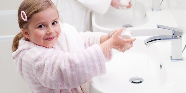 cara cuci tangan yang benar untuk anak anda